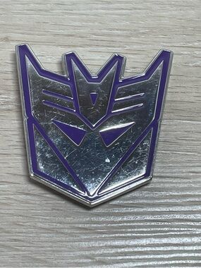 Hasbro Transformers Decepticon Metal Belt Buckle 2011 Purple Collectible Retro
